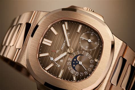 nautilus patek philippe prix|patek philippe nautilus gold price.